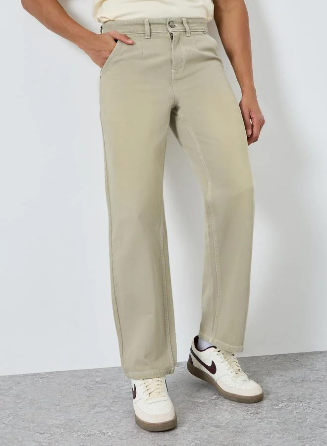 Styli beige Men Beige Relaxed Fit Pleated Jeans for Men | Best Price UAE